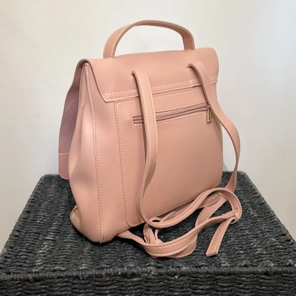 Pink Uniqlo Backpack - Picture 2 of 3